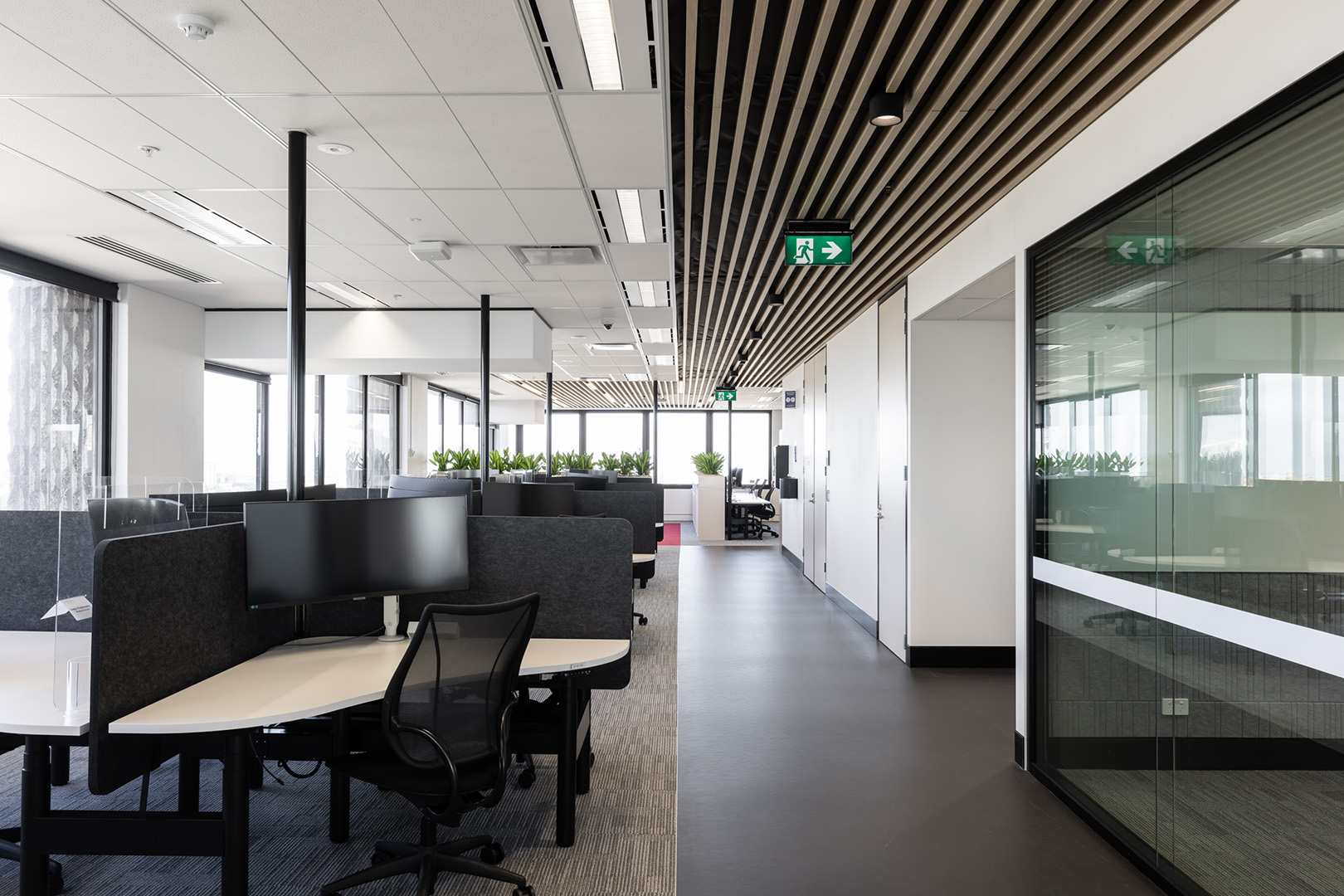 Spacious Office Designs with Modern Aesthetics and functional Workspaces in Melbourne